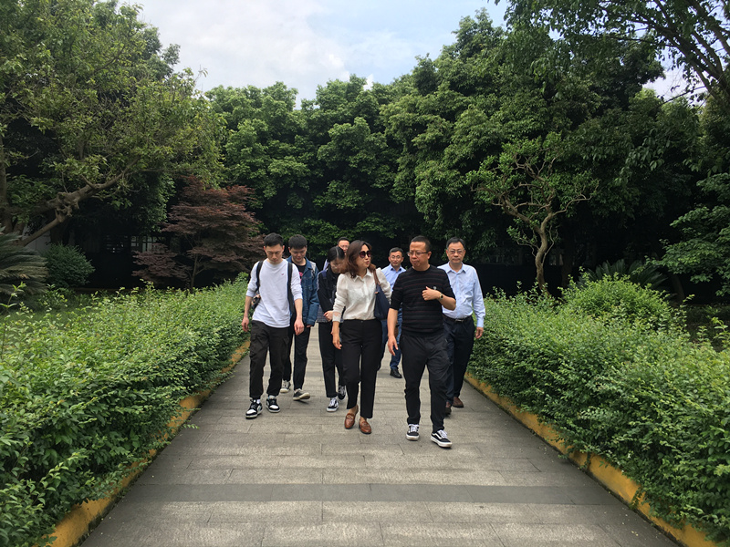 四川省社会科学院到我公司调延装十四五”残疾人保险和发展规划工作_副本